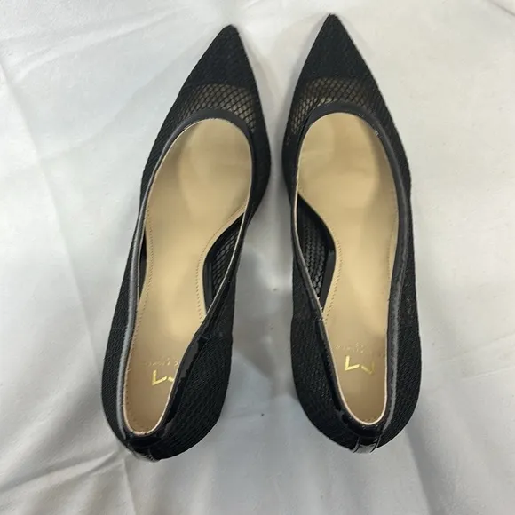 Marc fisher LTD black mesh pointy toe leather sole heals size 81/2