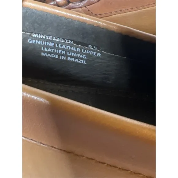 Marc Joseph New York Mens Sz 9.5 Tan Leather Loafers SlipOn Shoes 6120 TN NWOB