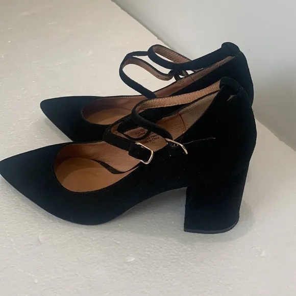 Matiko Mary Jaen black pump size 39