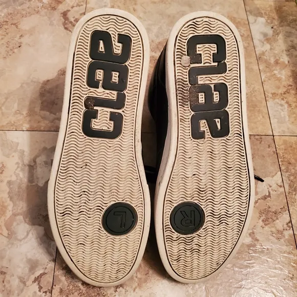 Men Clae Shoes sz 10.5