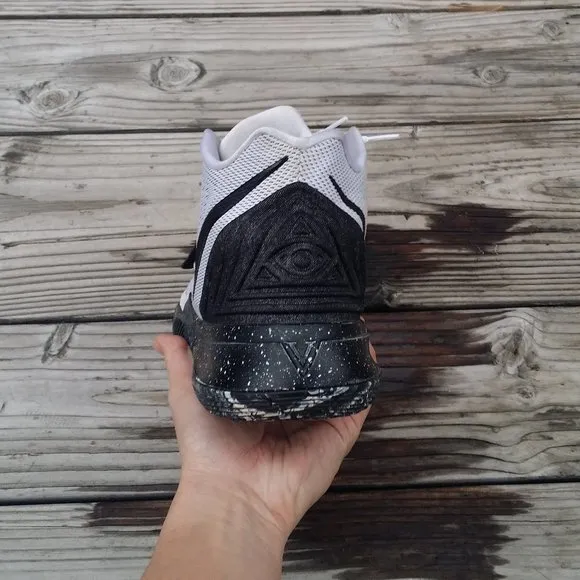 Men Nike Kyrie Irving 5 Oreo Cookies &amp; Cream Basketball Shoes Sneakers