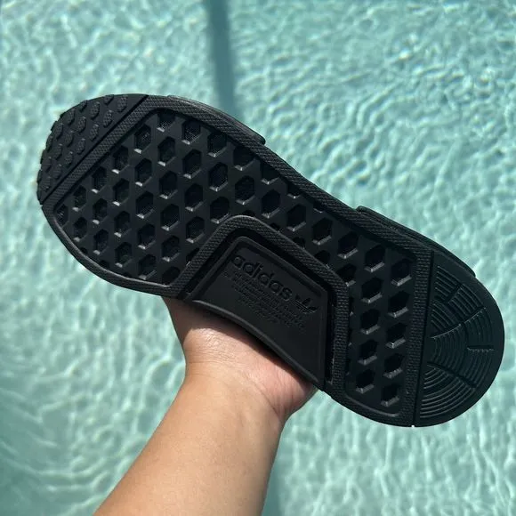 MEN'S Adidas NMD R1 Shoes Triple Black - FV9015 Size 5