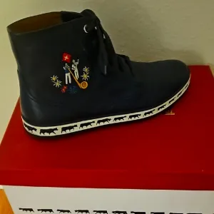 Men's Animal Ballys