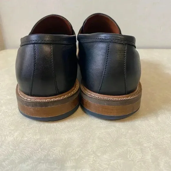 Men’s Black Leather Loafers Dress Shoes Size 9.5