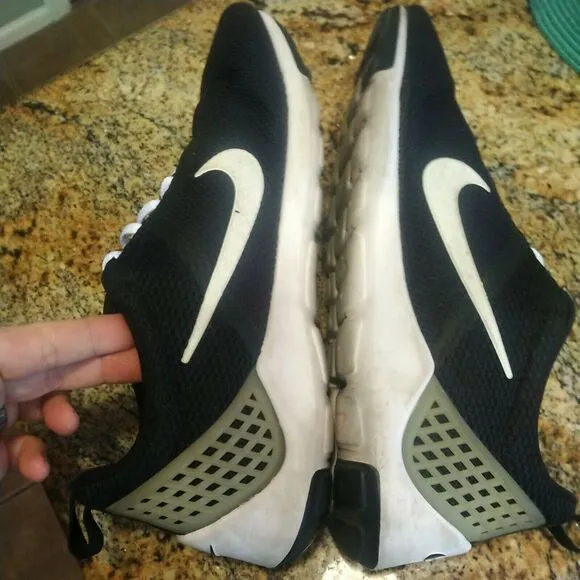 Men's Nike Lunarestoa 2 Essential Casual Shoes, 811372 010 Size 12 Black/White