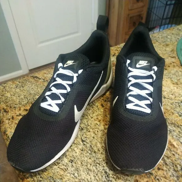 Men's Nike Lunarestoa 2 Essential Casual Shoes, 811372 010 Size 12 Black/White