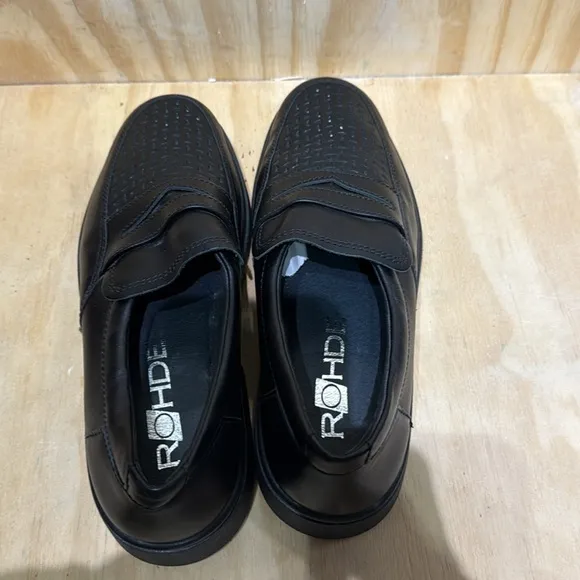 Men's ROHDE Casual Black Loafers Men’s size 8