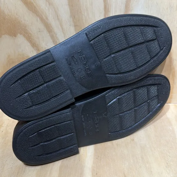 Men's ROHDE Casual Black Loafers Men’s size 8