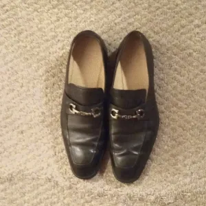 Men's shoes