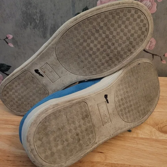 Men's Size 9 Bugatchi Blue Suede Shoes
