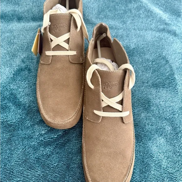 Men's Tan Suede Shoes. Penguin Christopher Mid. Size 11