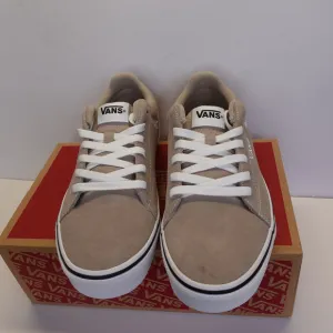 Men's Vans Seldan Suede Sneakers Size 8.5 Beige/White NEW