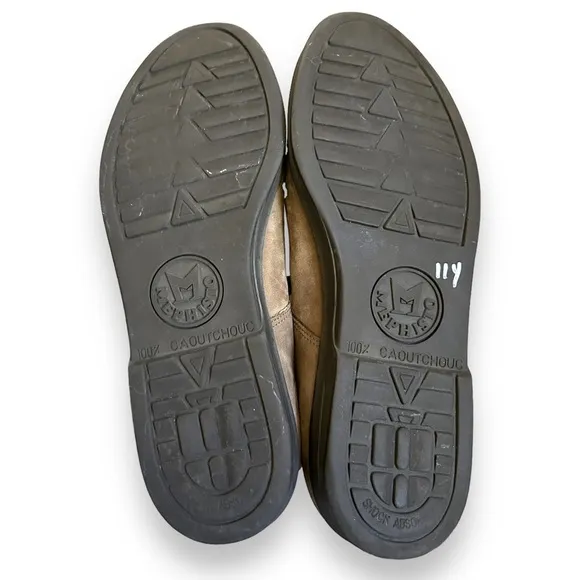 Mephisto Mary Jane Closed Toe Shoes