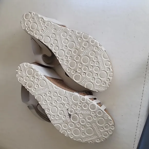 Mephisto Women's White Silver Sandals Lucia Cork Wedge Sandal Size 10 Strappy