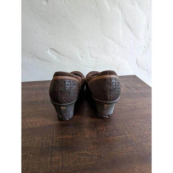 Merrell Mary Jane Petunia Print Suede Vibram Wedge Shoes - Size 7