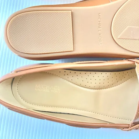 Michael Kors flats brown moccasins leather shoes Michael Kors shoes women’s 9