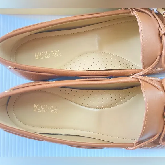 Michael Kors flats brown moccasins leather shoes Michael Kors shoes women’s 9