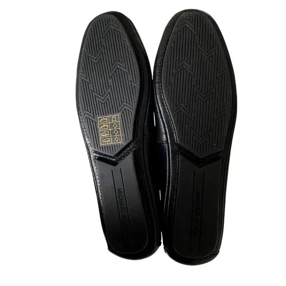 Michael Kors Lillie‎ Logo-Charm Leather Ballerina Shoes 6.5M Modern City Preppy