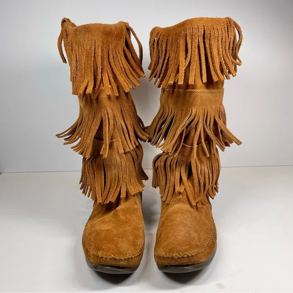 Minnetonka Brown 3-Layer Fringe Boots Size 10M