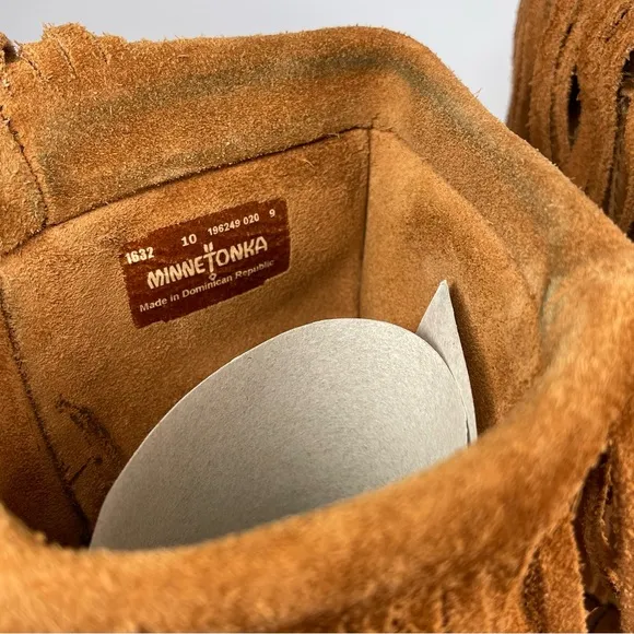 Minnetonka Brown 3-Layer Fringe Boots Size 10M