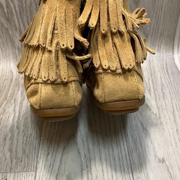 Minnetonka Finge Bootie Moccasins