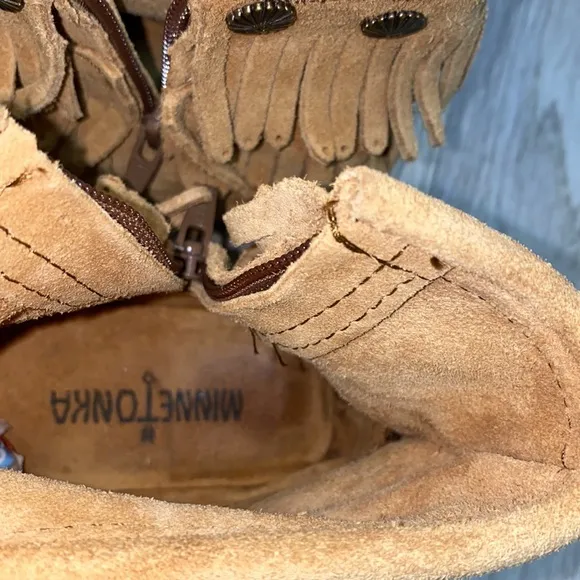 Minnetonka Finge Bootie Moccasins