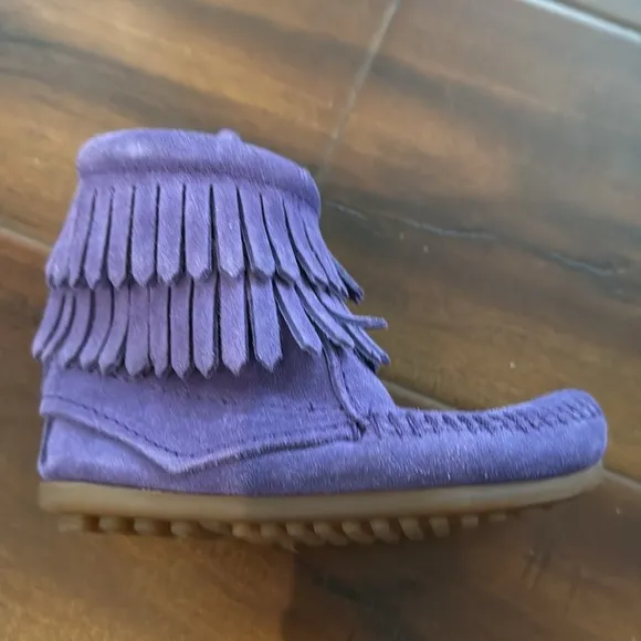 Minnetonka Fringe Bootie Boots Shoes Moccasins