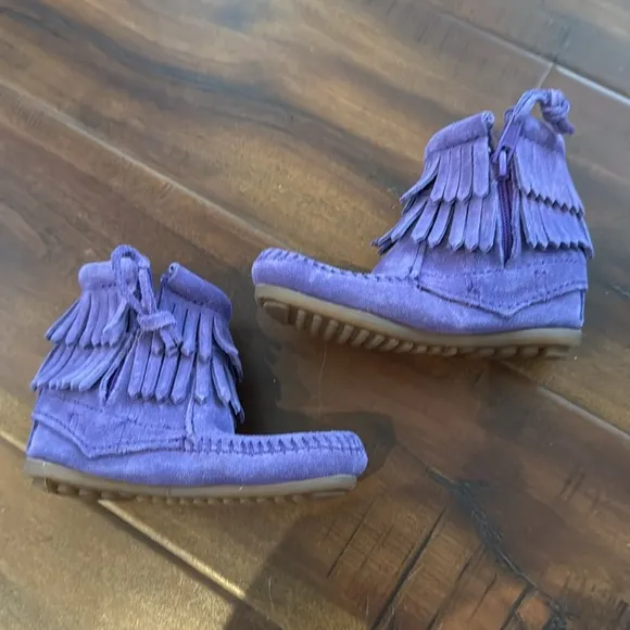 Minnetonka Fringe Bootie Boots Shoes Moccasins