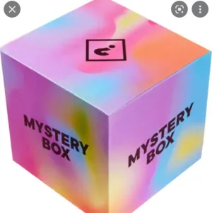 MYSTERY BOX FOR WOMEN