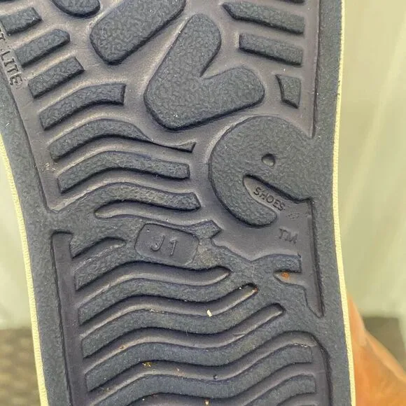 Native Jeffersons, shoes, junior size 1￼