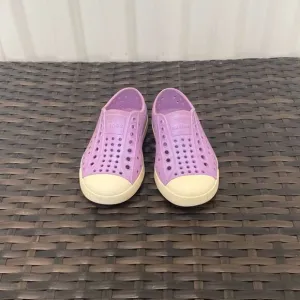 Native Jeffersons kid size 8