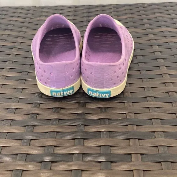 Native Jeffersons kid size 8
