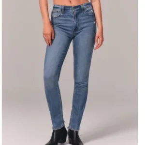 NEW Abercrombie &amp; Fitch High Rise Skinny Jean - Size 36 Long - New with tags!