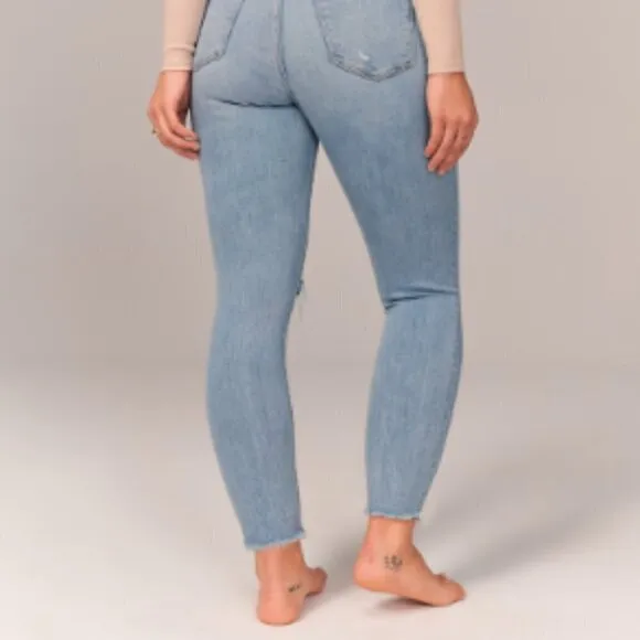NEW Abercrombie &amp; Fitch The Super Skinny Ankle High Rise Jeans - Size 37/24 L