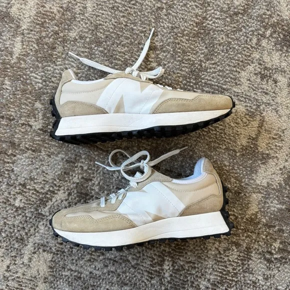 New balance | 327 tennis shoes in beige and white trainers