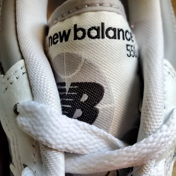 New Balance 550 Shoes Women's 9 Men's 7.5