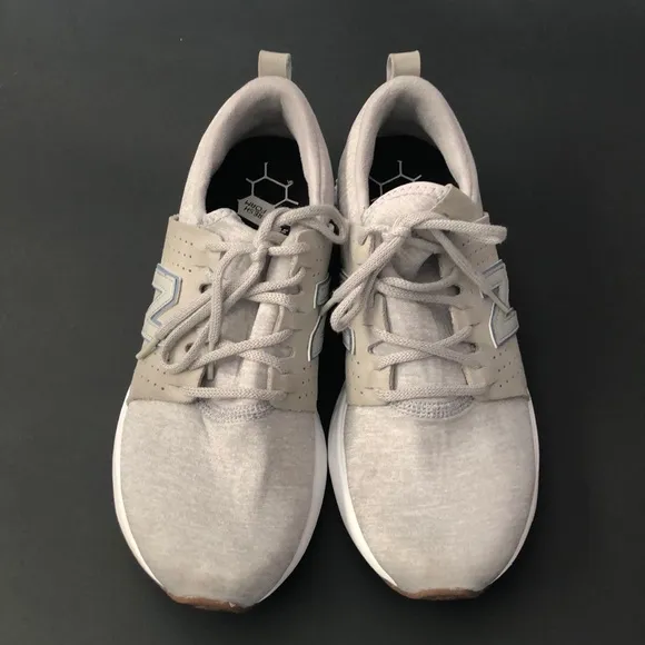 New Balance Men’s Tenis Shoes Gray Size 9.5