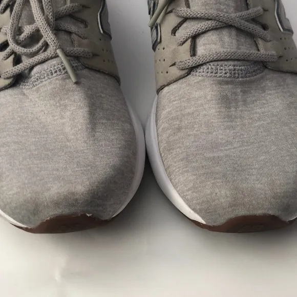 New Balance Men’s Tenis Shoes Gray Size 9.5