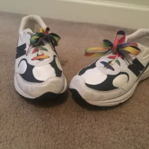 New Balance USA Adult Athletic Sneakers Sz 8 1/2 Multicolor