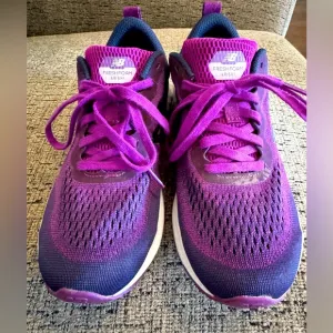 New Balance Women's Fresh Foam Arishi V3  Purple Running Shoes Sneakers Size 7.5