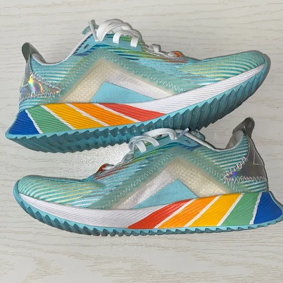 New Balance Women's FuelCell Echolucent Pride Sneaker Shoes RARE