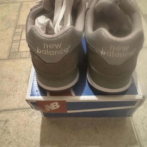 New Balance women’s Gray Sneakers