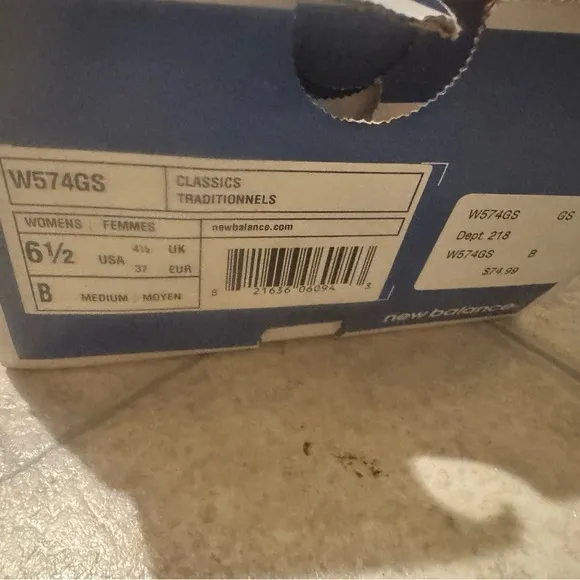 New Balance women’s Gray Sneakers