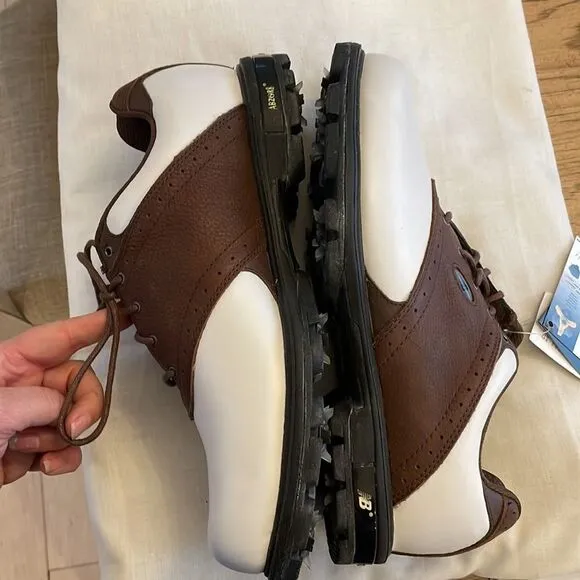 NEW BALANCE GOLF SHOES.  NEW.  SIZE 7 2E WIDE.