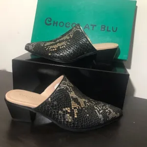 New Chocolat blu Clint shoes 7 black gold