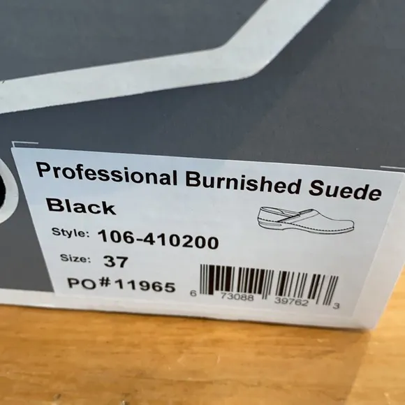 NEW Dansko Suede Professional Shoes