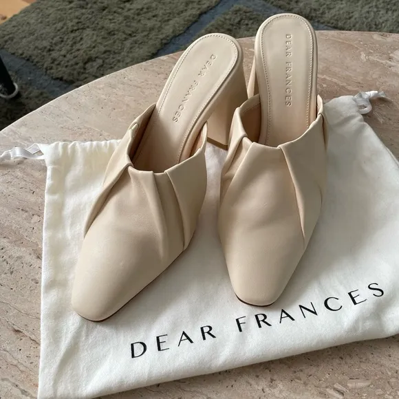 NEW Dear Frances Sherry Mule in Cream size 6/36