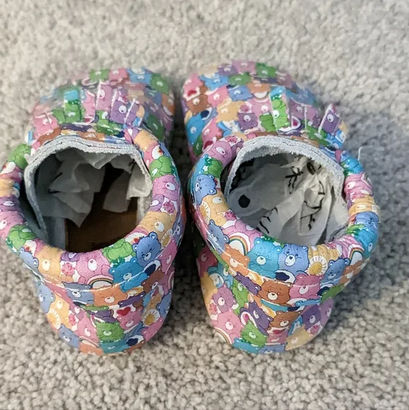 NEW Freshly Picked Care Bear Stare City Moccasins, 4