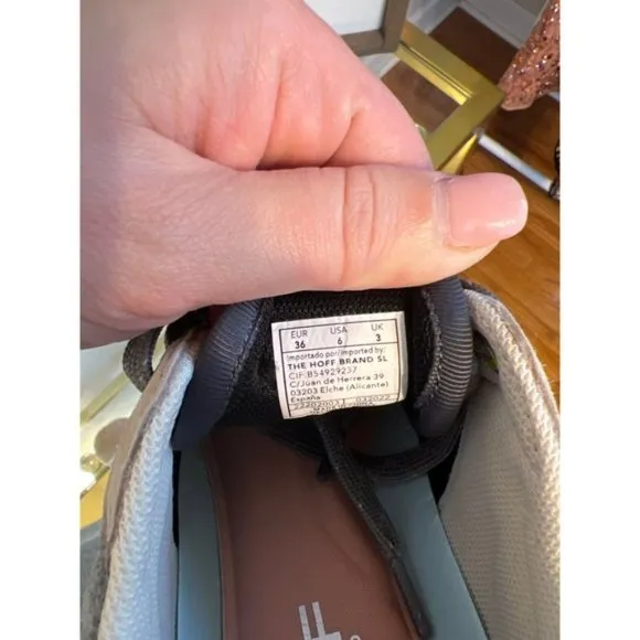 NEW Hoff Antwerp Sneakers Shoes Suede Leather Colorblock Size: 6