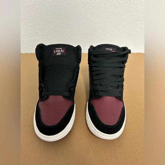 NEW! Lakai Skateboard Shoes Sneakers Telford Black/Burgundy Suede Size 4 Youth